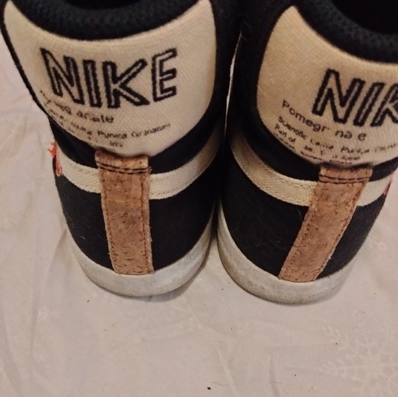 Nike Blazer Mid 77 Mens Size 9 Pomegranate Black Solar Flare Shoes Sneakers - Picture 8 of 12